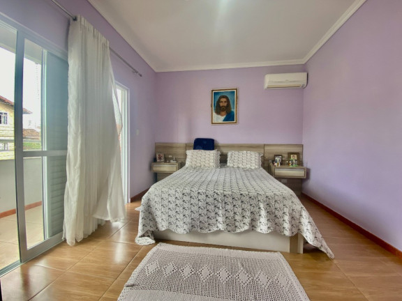 Imagem Casa com 4 Quartos à Venda, 225 m² em Barreiros - São José