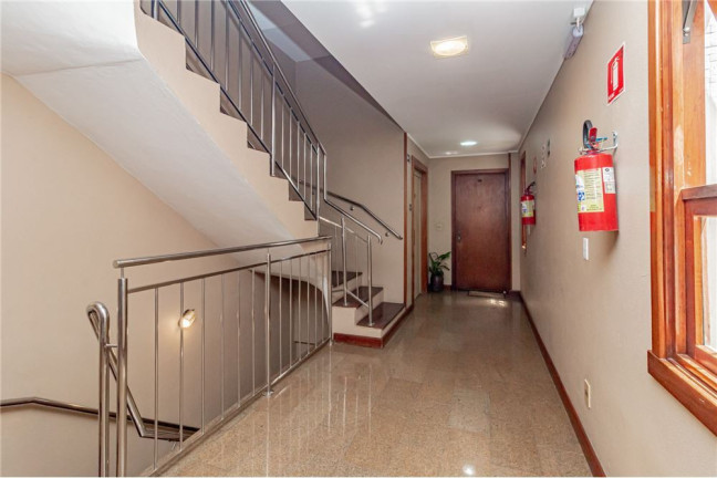 Imagem Apartamento com 2 Quartos à Venda, 116 m² em Moinhos De Vento - Porto Alegre Imagem Apartamento com 2 Quartos à Venda, 116 m² em Moinhos De Vento - Porto Alegre