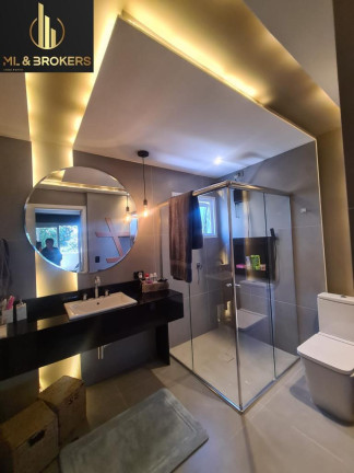 Imagem Casa com 4 Quartos à Venda, 345 m² em Santa Felicidade - Curitiba Imagem Casa com 4 Quartos à Venda, 345 m² em Santa Felicidade - Curitiba