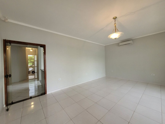 Imagem Sobrado com 3 Quartos à Venda ou Locação, 200 m² em Parque Campolim - Sorocaba Imagem Sobrado com 3 Quartos à Venda ou Locação, 200 m² em Parque Campolim - Sorocaba