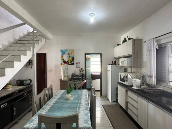 Imagem Casa com 4 Quartos à Venda, 220 m² em Centro - Balneário Barra Do Sul Imagem Casa com 4 Quartos à Venda, 220 m² em Centro - Balneário Barra Do Sul