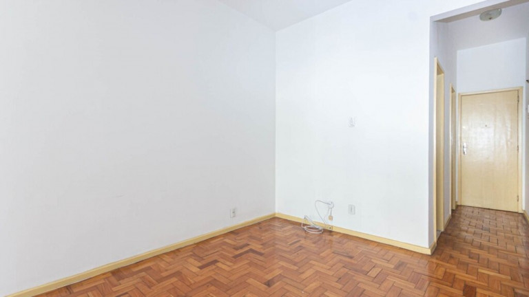 Imagem Imóvel com 1 Quarto à Venda, 40 m² em Catete - Rio De Janeiro Imagem Imóvel com 1 Quarto à Venda, 40 m² em Catete - Rio De Janeiro