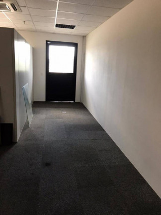 Imagem Sala Comercial à Venda ou Locação,  em Alphaville Industrial - Barueri