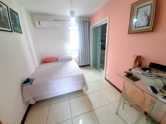 Imagem Imóvel com 4 Quartos à Venda, 301 m² em Jardim Apipema - Salvador Imagem Imóvel com 4 Quartos à Venda, 301 m² em Jardim Apipema - Salvador