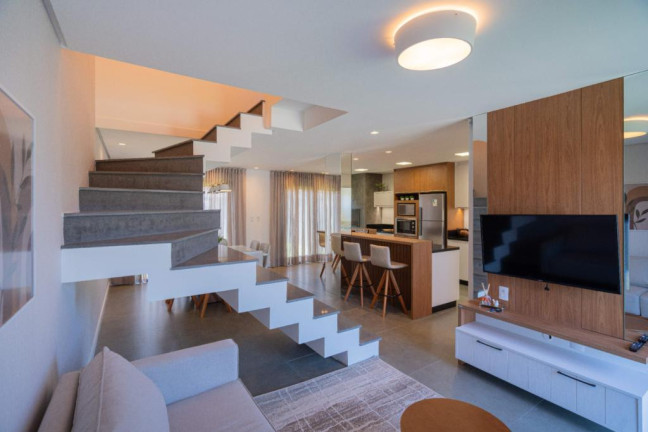 Imagem Sobrado com 3 Quartos à Venda, 113 m² em Arco Iris - Capao Da Canoa Imagem Sobrado com 3 Quartos à Venda, 113 m² em Arco Iris - Capao Da Canoa