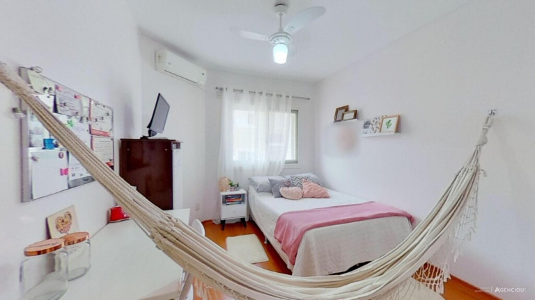 Imagem Imóvel com 3 Quartos à Venda, 122 m² em Nonoai - Porto Alegre Imagem Imóvel com 3 Quartos à Venda, 122 m² em Nonoai - Porto Alegre