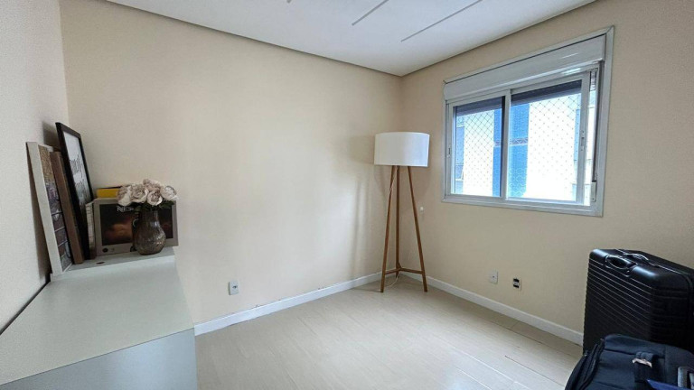 Imagem Apartamento com 3 Quartos à Venda, 96 m² em Balneário - Florianópolis Imagem Apartamento com 3 Quartos à Venda, 96 m² em Balneário - Florianópolis