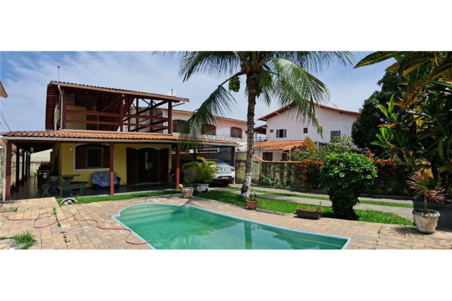 Imagem Casa de Condomínio com 2 Quartos à Venda, 236 m² em Itapeba - Maricá