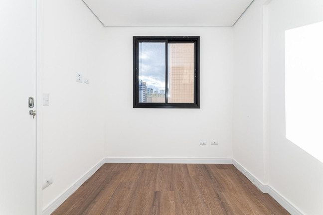 Imagem Apartamento com 1 Quarto à Venda, 23 m² em Centro - Curitiba Imagem Apartamento com 1 Quarto à Venda, 23 m² em Centro - Curitiba