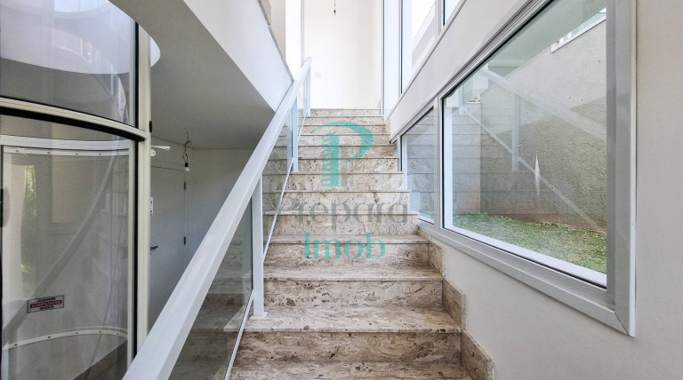 Imagem Casa com 4 Quartos à Venda, 430 m² em Alphaville - Santana De Parnaíba Imagem Casa com 4 Quartos à Venda, 430 m² em Alphaville - Santana De Parnaíba