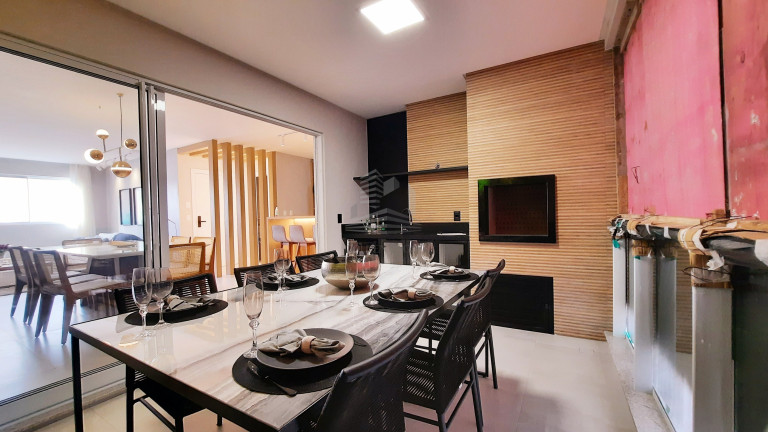 Imagem Apartamento com 3 Quartos à Venda, 131 m² em Pioneiros - Balneário Camboriú Imagem Apartamento com 3 Quartos à Venda, 131 m² em Pioneiros - Balneário Camboriú