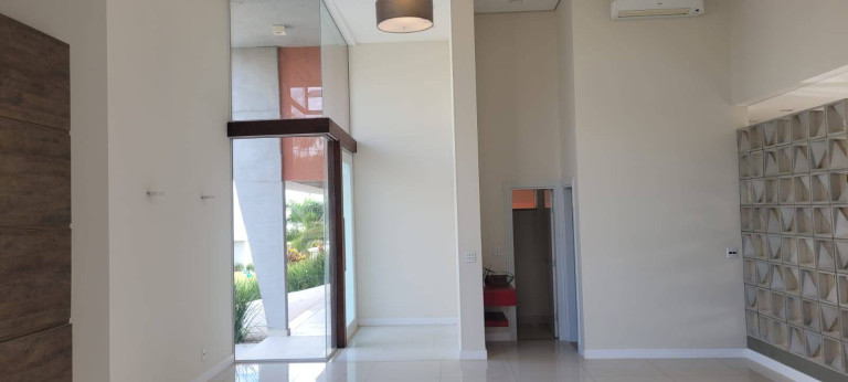Imagem Casa com 3 Quartos à Venda, em São João Da Boa Vista Imagem Casa com 3 Quartos à Venda, em São João Da Boa Vista