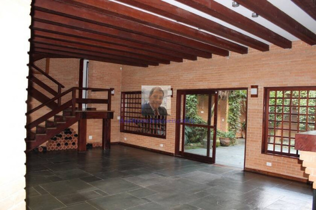 Imagem Casa com 3 Quartos à Venda, 349 m² em Granja Viana - Cotia Imagem Casa com 3 Quartos à Venda, 349 m² em Granja Viana - Cotia