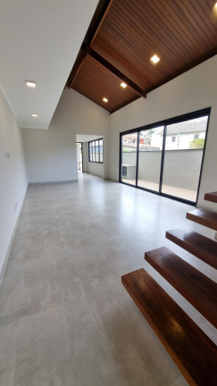 Imagem Casa com 3 Quartos à Venda, 130 m² em Jardim Do Lago - Atibaia Imagem Casa com 3 Quartos à Venda, 130 m² em Jardim Do Lago - Atibaia