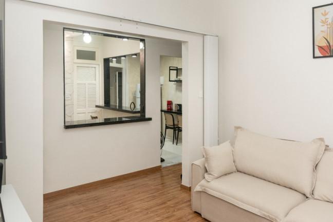 Imagem Apartamento com 2 Quartos à Venda, 54 m² em Copacabana - Rio De Janeiro Imagem Apartamento com 2 Quartos à Venda, 54 m² em Copacabana - Rio De Janeiro