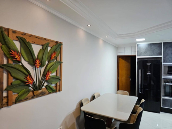 Imagem Sobrado com 3 Quartos à Venda, 177 m² em Vila Tolstoi - São Paulo