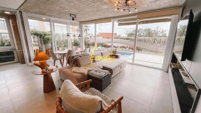 Imagem Casa de Condomínio com 3 Quartos à Venda, 300 m² em Remanso - Xangri-la Imagem Casa de Condomínio com 3 Quartos à Venda, 300 m² em Remanso - Xangri-la