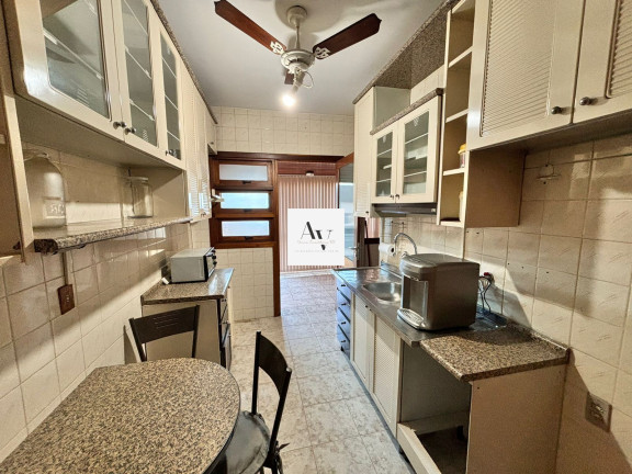 Imagem Apartamento com 2 Quartos à Venda, 90 m² em Menino Deus - Porto Alegre Imagem Apartamento com 2 Quartos à Venda, 90 m² em Menino Deus - Porto Alegre