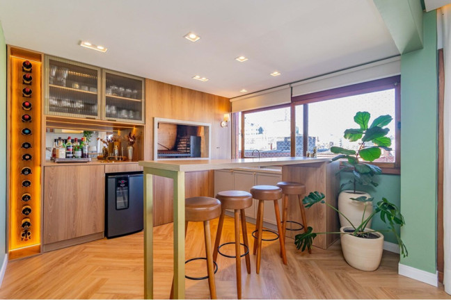 Apartamento com 3 Quartos à Venda, 120 m² em Menino Deus - Porto Alegre