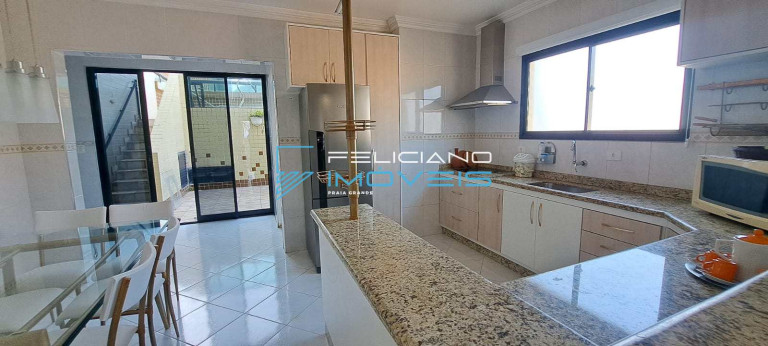 Imagem Cobertura com 4 Quartos à Venda, 288 m² em Canto Do Forte - Praia Grande Imagem Cobertura com 4 Quartos à Venda, 288 m² em Canto Do Forte - Praia Grande