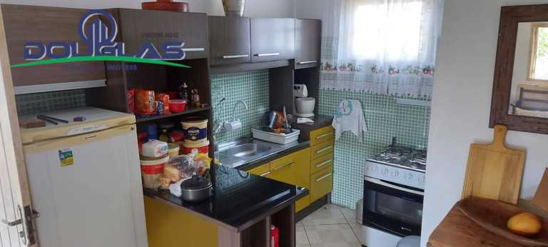Imagem Casa com 2 Quartos à Venda, 1.700 m² em Viamão Imagem Casa com 2 Quartos à Venda, 1.700 m² em Viamão