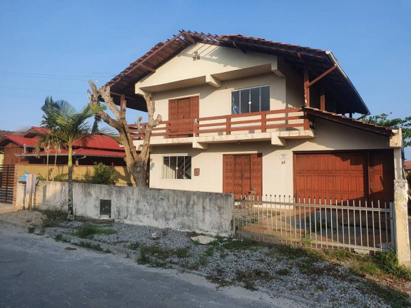 Imagem Casa com 3 Quartos à Venda, 180 m² em Salinas - Balneário Barra Do Sul Imagem Casa com 3 Quartos à Venda, 180 m² em Salinas - Balneário Barra Do Sul