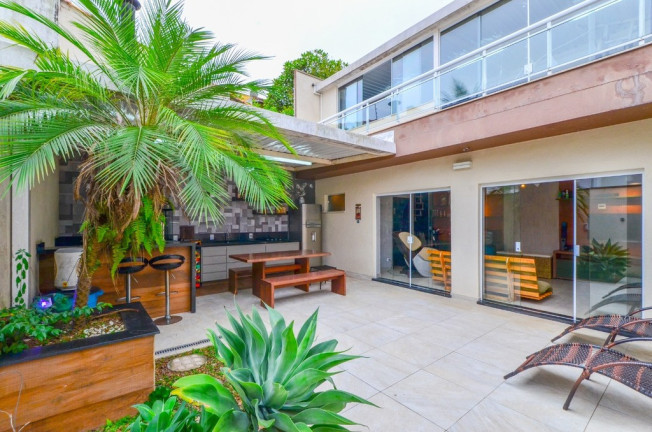 Casa com 3 Quartos à Venda, 259 m² em Vila Mariana - São Paulo