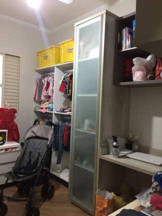 Imagem Casa com 3 Quartos para Alugar, 200 m² em Piracangaguá - Taubaté Imagem Casa com 3 Quartos para Alugar, 200 m² em Piracangaguá - Taubaté