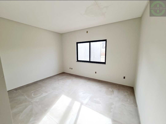 Imagem Casa com 3 Quartos à Venda, em Uvaranas - Ponta Grossa Imagem Casa com 3 Quartos à Venda, em Uvaranas - Ponta Grossa