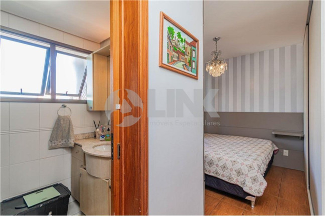 Imagem Apartamento com 2 Quartos à Venda, 73 m² em Menino Deus - Porto Alegre Imagem Apartamento com 2 Quartos à Venda, 73 m² em Menino Deus - Porto Alegre