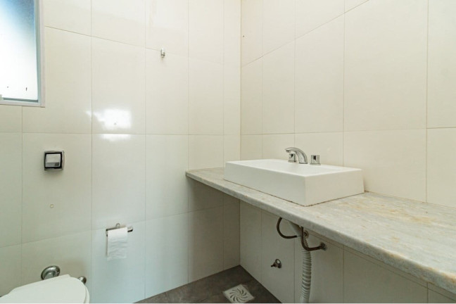 Imagem Casa com 4 Quartos à Venda, 278 m² em Teresópolis - Porto Alegre Imagem Casa com 4 Quartos à Venda, 278 m² em Teresópolis - Porto Alegre