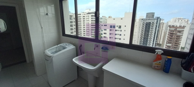 Imagem Apartamento com 3 Quartos à Venda, 230 m² em Pitangueiras - Guarujá Imagem Apartamento com 3 Quartos à Venda, 230 m² em Pitangueiras - Guarujá