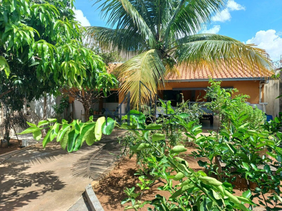 Imagem Casa com 3 Quartos à Venda, 360 m² em Parque Santa Cecília - Aparecida De Goiânia