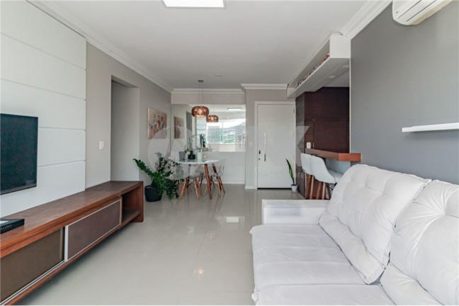 Imagem Apartamento com 2 Quartos à Venda, 68 m² em Jardim Botânico - Porto Alegre Imagem Apartamento com 2 Quartos à Venda, 68 m² em Jardim Botânico - Porto Alegre