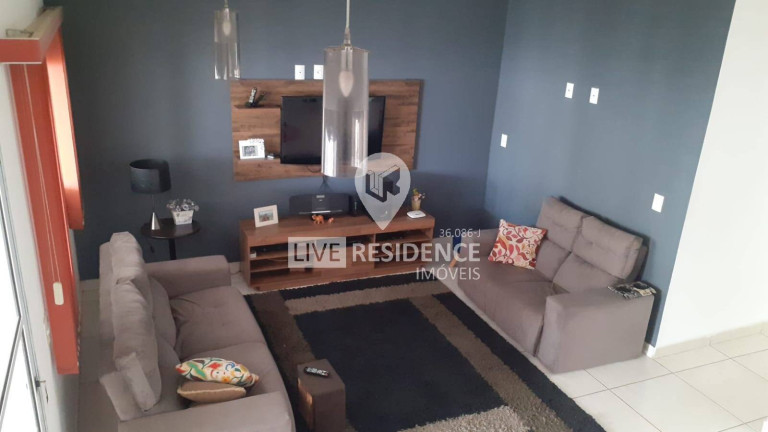Imagem Casa com 3 Quartos à Venda, 215 m² em Capuava - Valinhos
