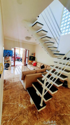Imagem Sobrado com 4 Quartos à Venda, 150 m² em Solemar - Praia Grande Imagem Sobrado com 4 Quartos à Venda, 150 m² em Solemar - Praia Grande