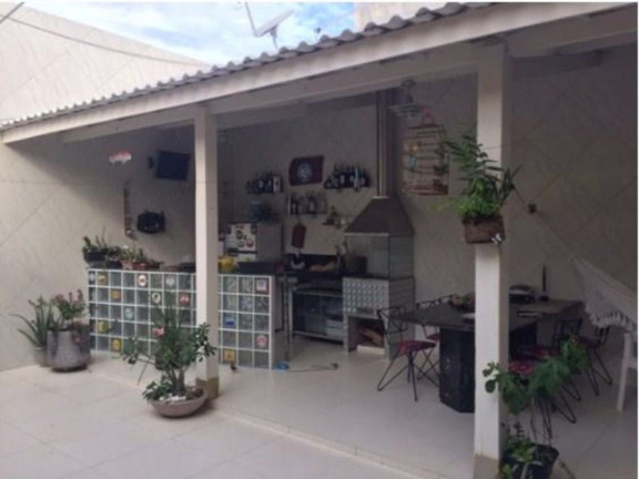 Imagem Casa com 4 Quartos à Venda, 260 m² em Jardim Das Margaridas - Salvador Imagem Casa com 4 Quartos à Venda, 260 m² em Jardim Das Margaridas - Salvador