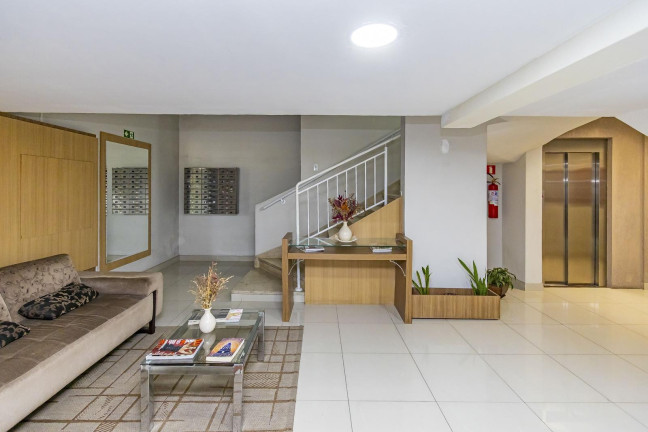 Imagem Apartamento com 2 Quartos à Venda, 75 m² em Centro - Curitiba Imagem Apartamento com 2 Quartos à Venda, 75 m² em Centro - Curitiba