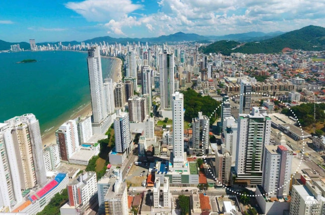 Imagem Apartamento com 4 Quartos à Venda, 169 m² em Pioneiros - Balneário Camboriú