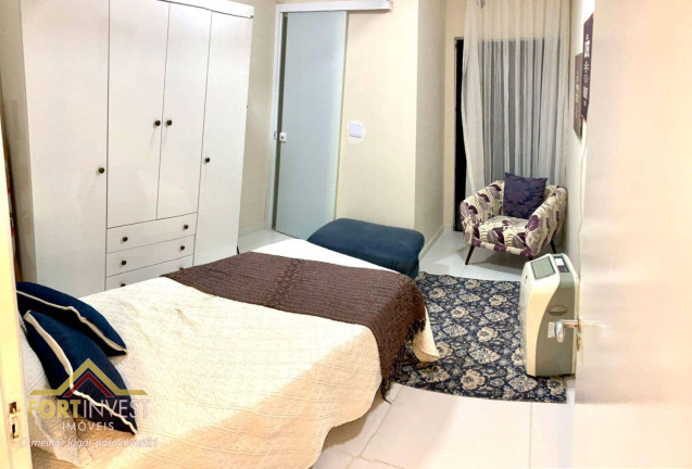 Imagem Imóvel com 4 Quartos à Venda, 219 m² em Aviação - Praia Grande Imagem Imóvel com 4 Quartos à Venda, 219 m² em Aviação - Praia Grande