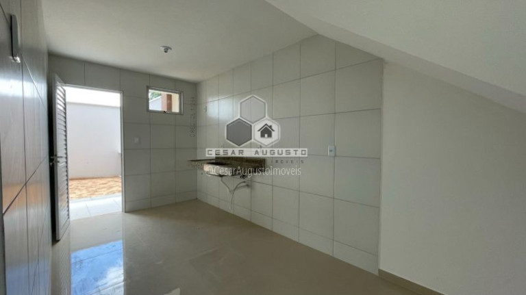 Imagem Casa com 4 Quartos à Venda, 127 m² em Centro - Eusébio Imagem Casa com 4 Quartos à Venda, 127 m² em Centro - Eusébio