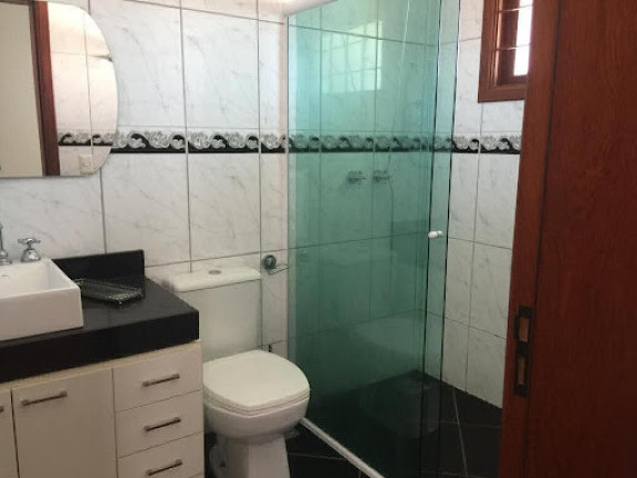 Imagem Casa com 3 Quartos à Venda, 238 m² em Vila Brás Cubas - Mogi Das Cruzes Imagem Casa com 3 Quartos à Venda, 238 m² em Vila Brás Cubas - Mogi Das Cruzes