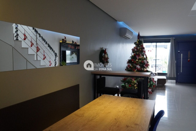 Imagem Casa com 2 Quartos à Venda, 90 m² Imagem Casa com 2 Quartos à Venda, 90 m²