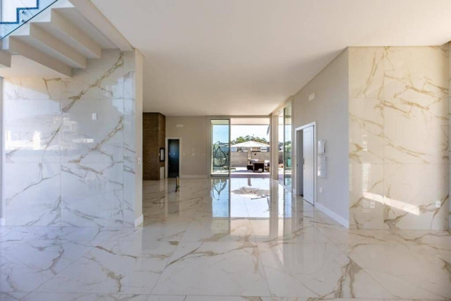 Imagem Casa com 4 Quartos à Venda, 430 m² em Santa Regina - Camboriú Imagem Casa com 4 Quartos à Venda, 430 m² em Santa Regina - Camboriú