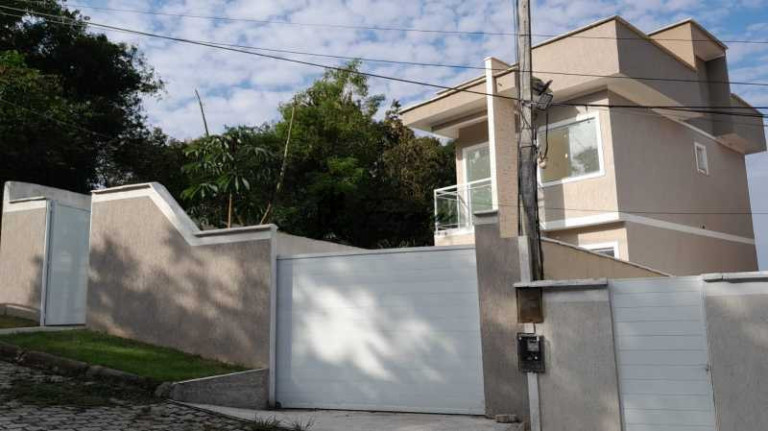 Imagem Imóvel com 2 Quartos à Venda,  em Maria Paula - São Gonçalo