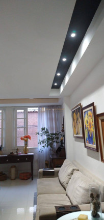 Imagem Apartamento com 3 Quartos à Venda, 121 m² em Laranjeiras - Rio De Janeiro Imagem Apartamento com 3 Quartos à Venda, 121 m² em Laranjeiras - Rio De Janeiro