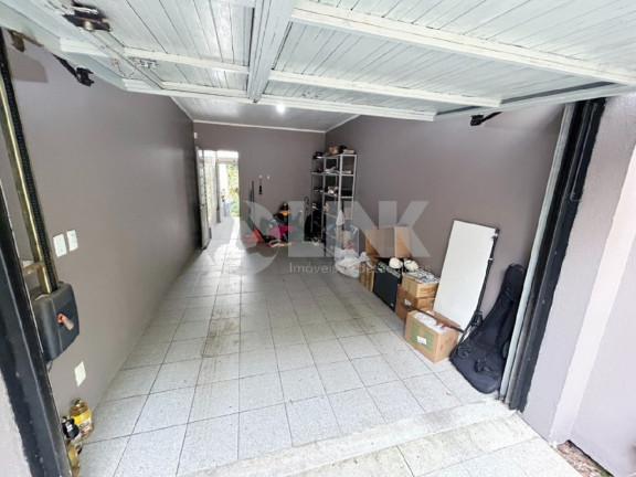 Imagem Casa com 3 Quartos à Venda, 174 m² em Vila Jardim - Porto Alegre