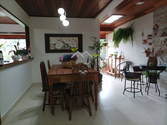 Imagem Casa com 3 Quartos à Venda, 252 m² em Vila Isabela - Campos Do Jordão Imagem Casa com 3 Quartos à Venda, 252 m² em Vila Isabela - Campos Do Jordão