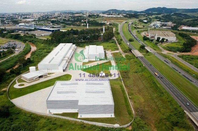 Imagem Galpão à Venda ou Temporada, 2.964 m² em Distrito Industrial - Jundiaí Imagem Galpão à Venda ou Temporada, 2.964 m² em Distrito Industrial - Jundiaí