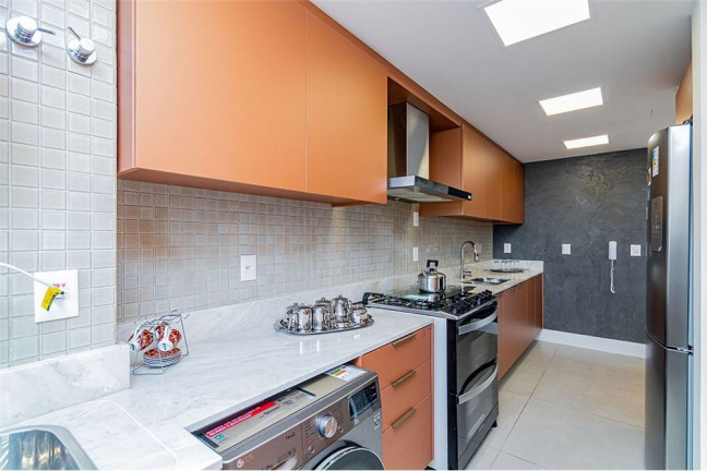 Imagem Apartamento com 3 Quartos à Venda, 184 m² em Menino Deus - Porto Alegre